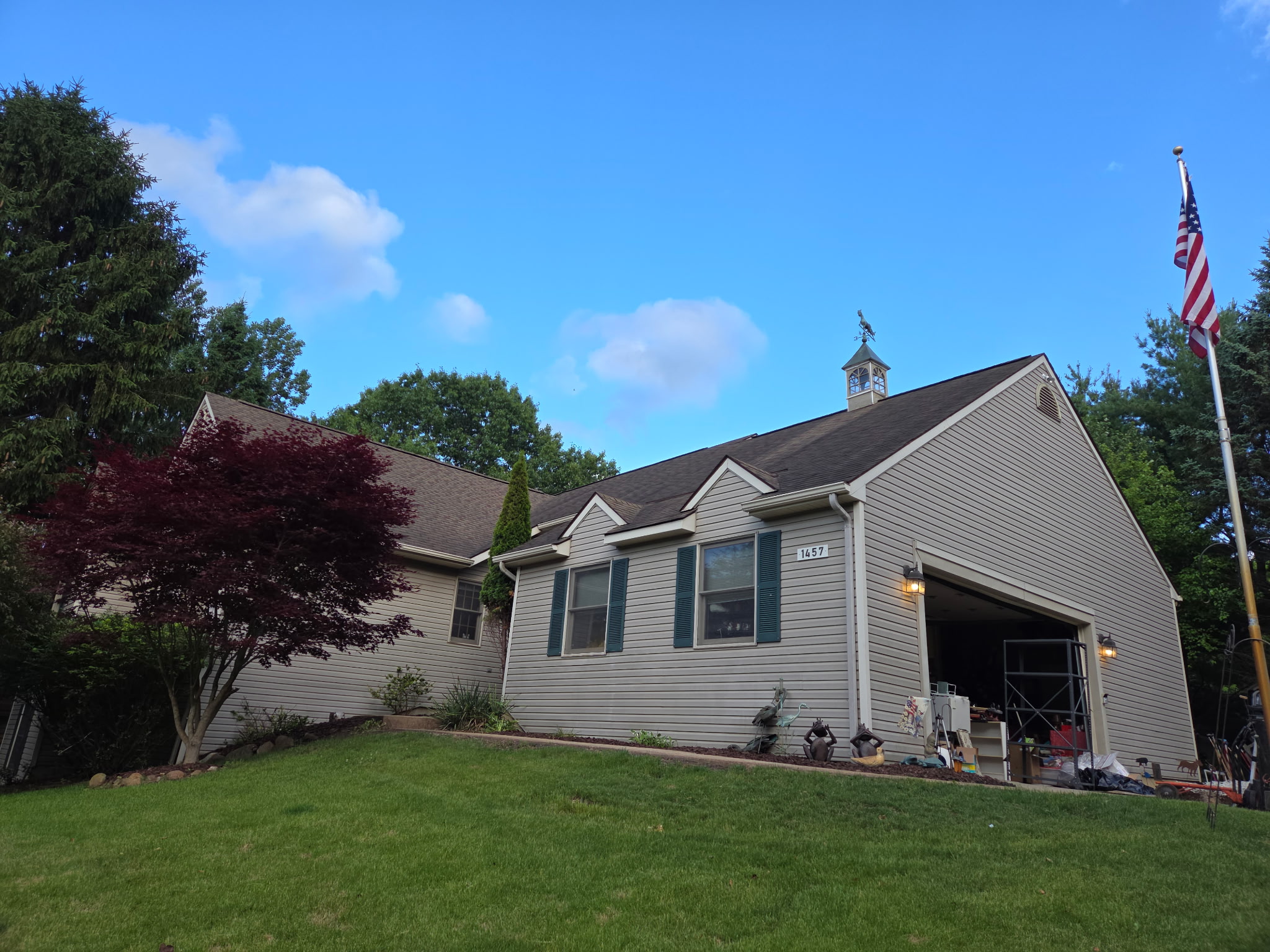 Front exterior of 1457 Indian Trail, Milford MI